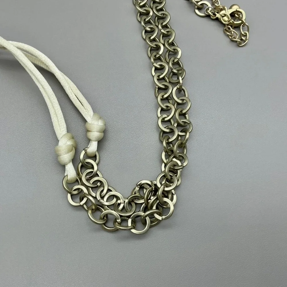 Necklace Womens Gold tone Shell Charm Mixed Media Cord Chain Jewelry 28 Inch